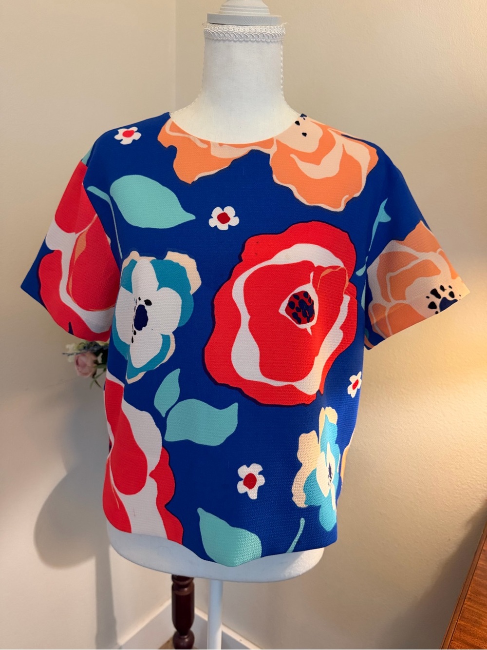 kate spade Bright Blue Floral Short Sleeve Top Striped Red and Coral Blooms